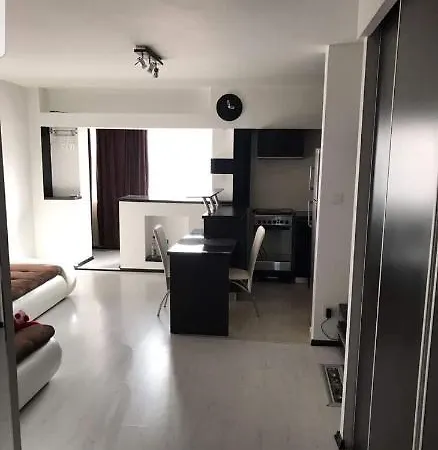 Arjis House